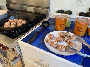 Cooking meatballs